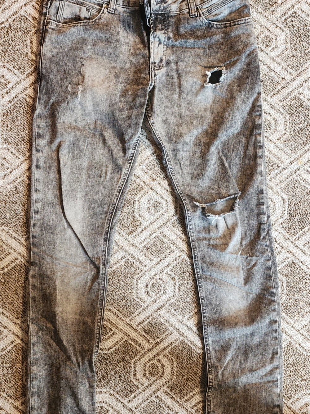 Zara Men's Skinny Distressed Jeans - Grey Wash